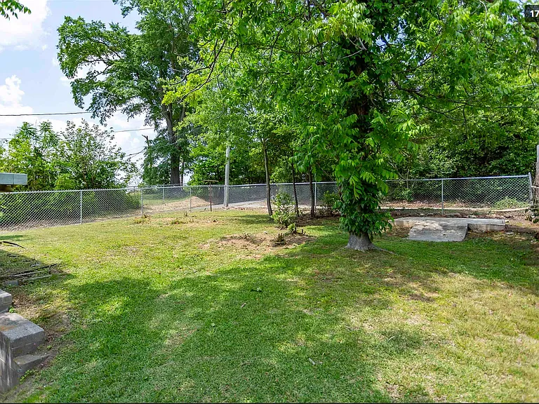 1316 Warrior Rd — Photo 10