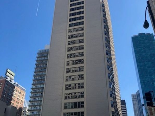 535 N Michigan Ave APT 3216