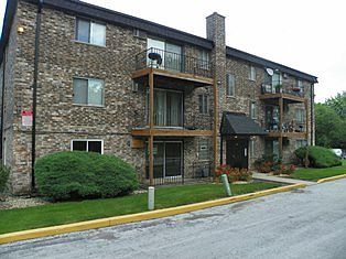 2nd image of 1013 E 194th St APT 102