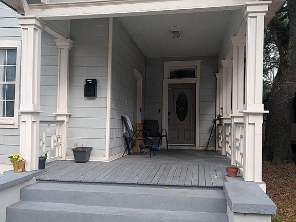 2nd image of 1117 E 11TH Street