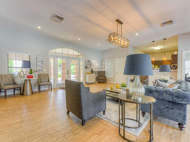 Parham Pointe — Photo 21