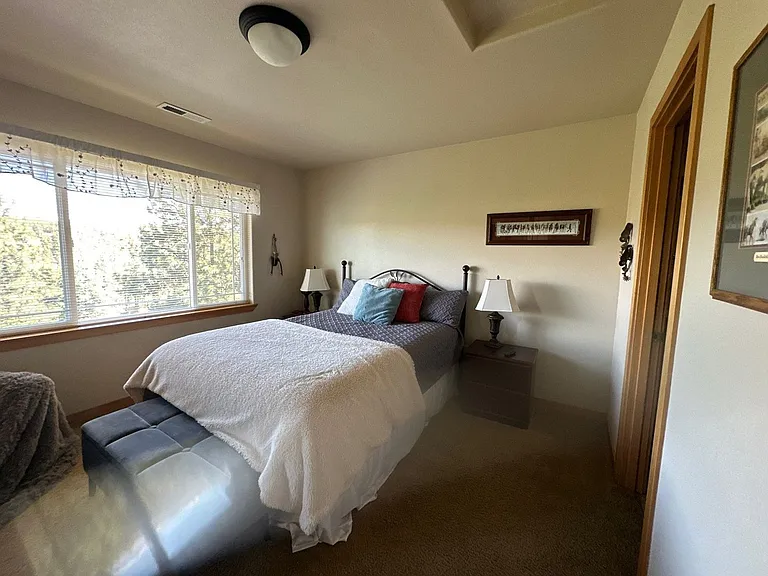 5015 Falcon Dr — Photo 12
