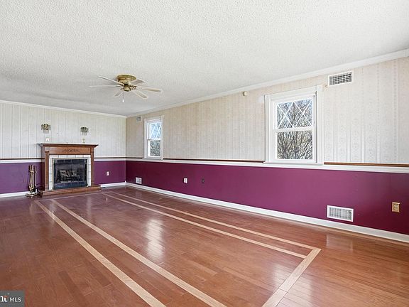 5th image of 4820 Dara Faith Dr