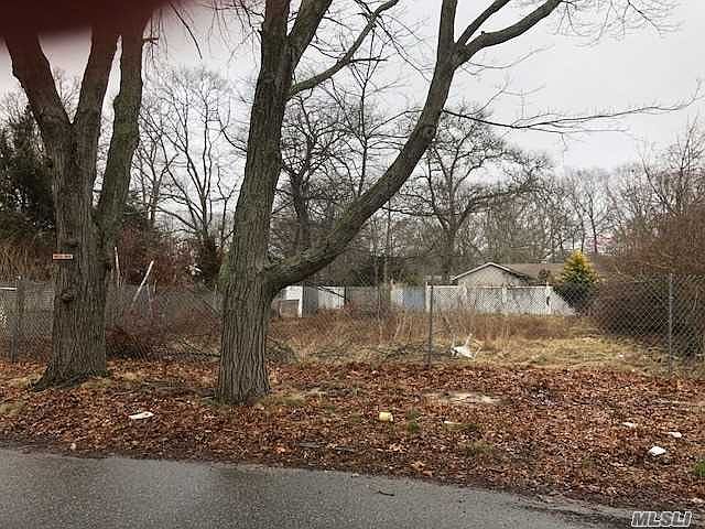 1st image of 203 Woodside Dr