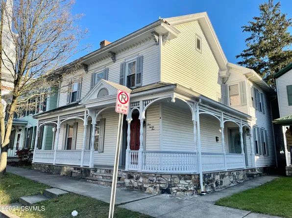 425 Market St, Mifflinburg, PA 17844