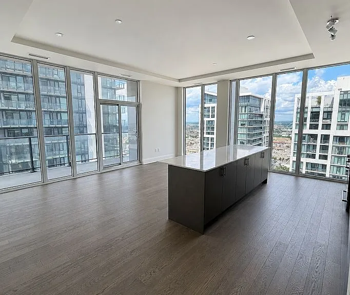 8960 Jane St #Penthouse 102 — Photo 6