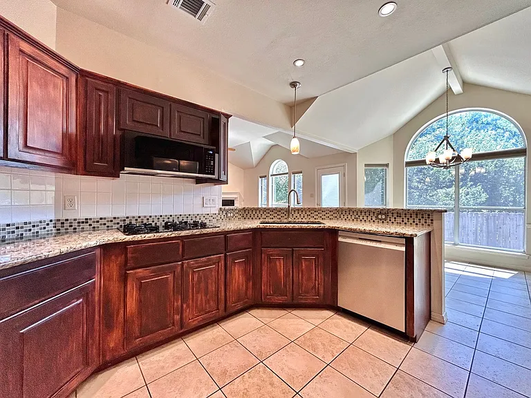 10819 Redmond Rd — Photo 16
