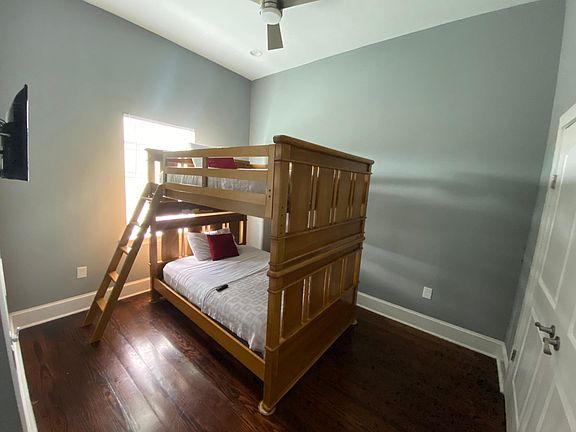 4th image of 1830 2nd St #B