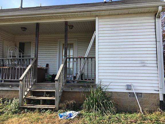 4th image of 440 Faculty Ct #B