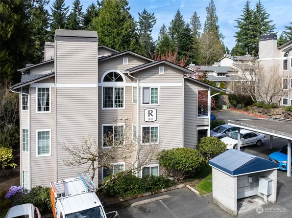 9834 NE 122nd Street #R201, Kirkland, WA 98034