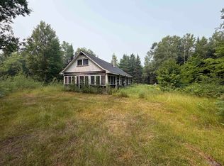 Cabin Fever N River Rd, Gulliver, MI 49840