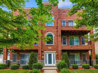 1302 N 15th Ave APT 2N, Melrose Park, IL