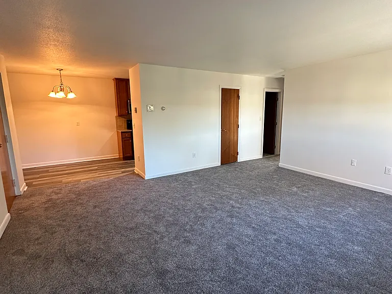 124 Lexington St #34 — Photo 6