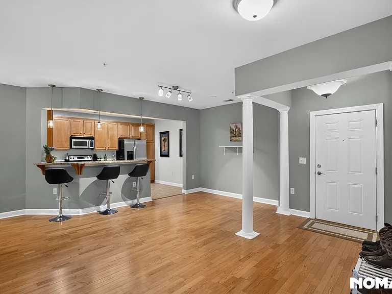 100 Edelen Station Pl #204 — Photo 11