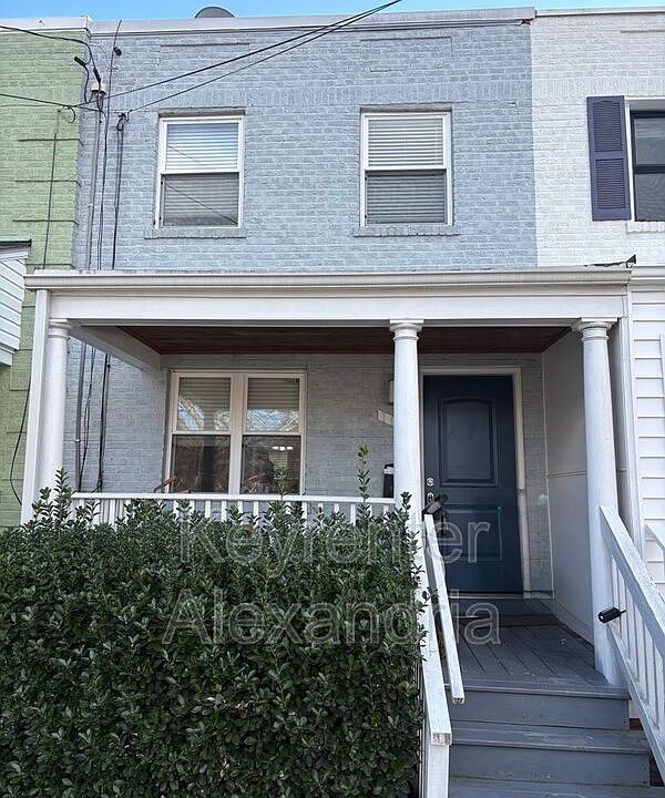 1st image of 105 Clifford Ave