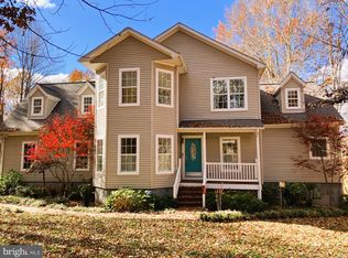 188 Byrd Point Ln, Louisa, VA 23093