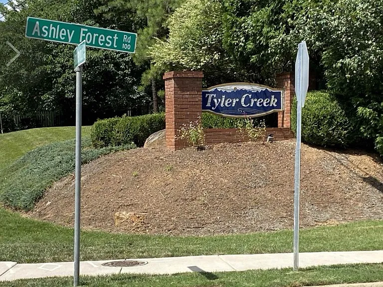 350 Ashley Forest Rd — Photo 13