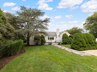 (Undisclosed Address), Southampton, NY 11968