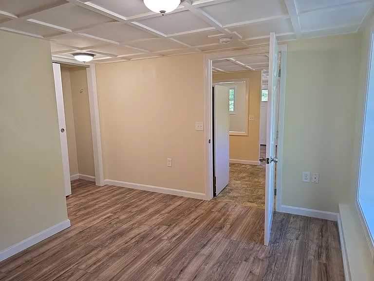 111 Maple St #B — Photo 11