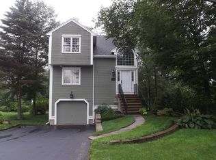 9A Overlook Ave, Millbury, MA 01527