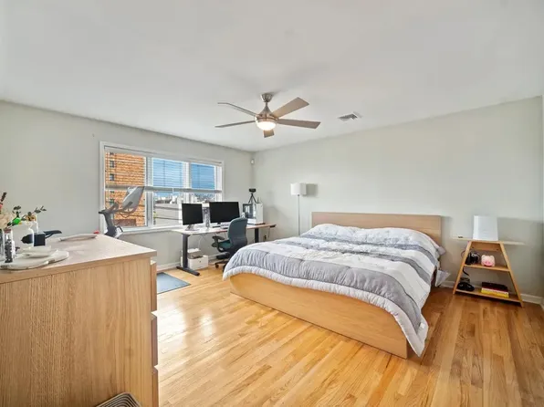 9 Legend Hills Drive image 15 of 19