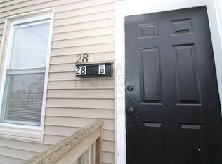 28 5th St, Dover, NH 03820