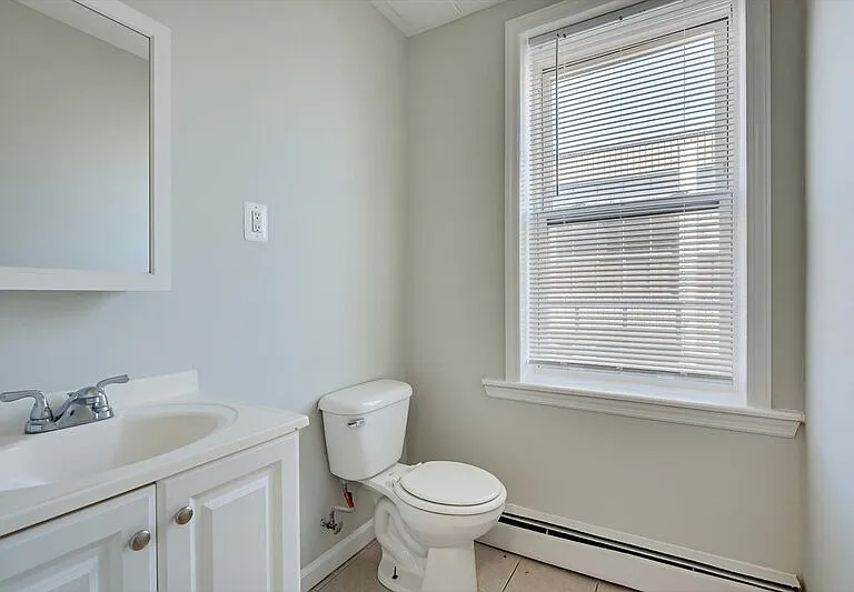 217 Smith St #2 — Photo 7
