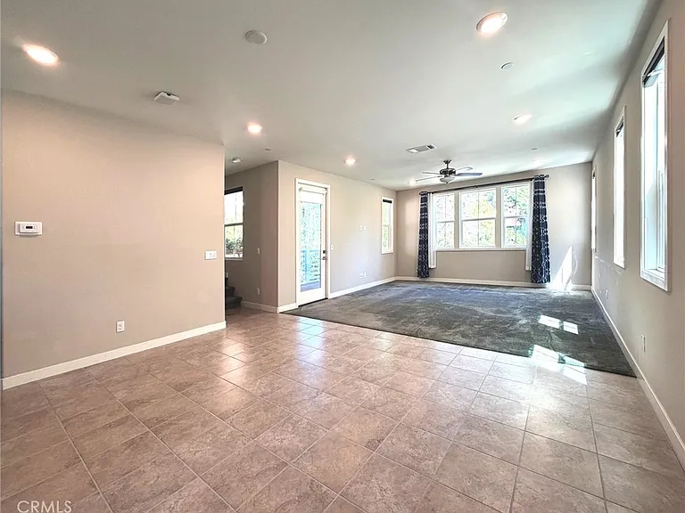 22 Noble St — Photo 9