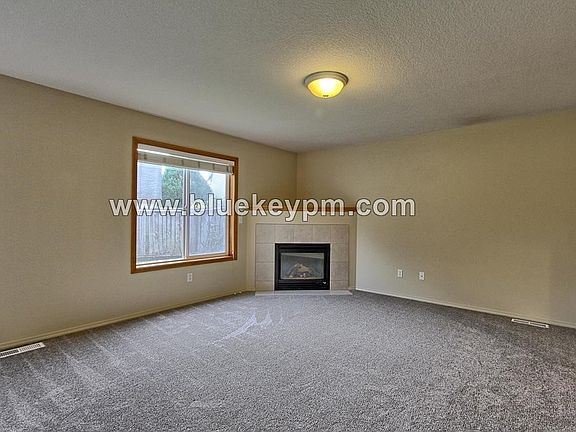 5th image of 1910 SE 189th Ct