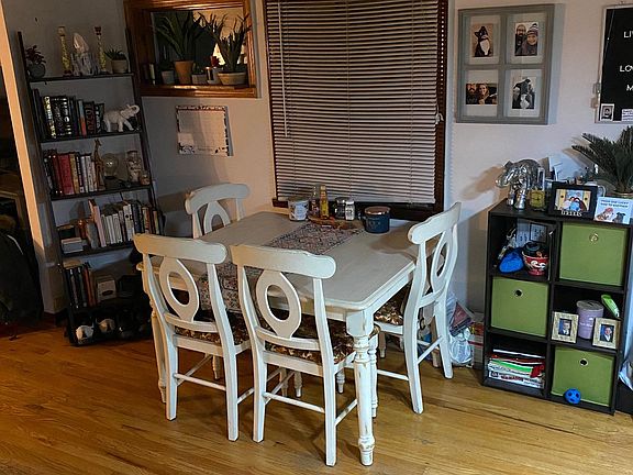 3rd image of 13 E Morgan St