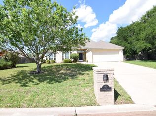 211 Champion Dr, Little River Academy, TX 76554