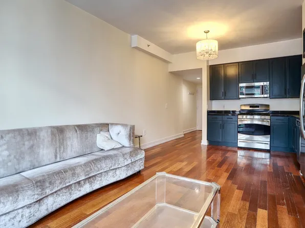 389 Washington Street 30C image 3 of 24