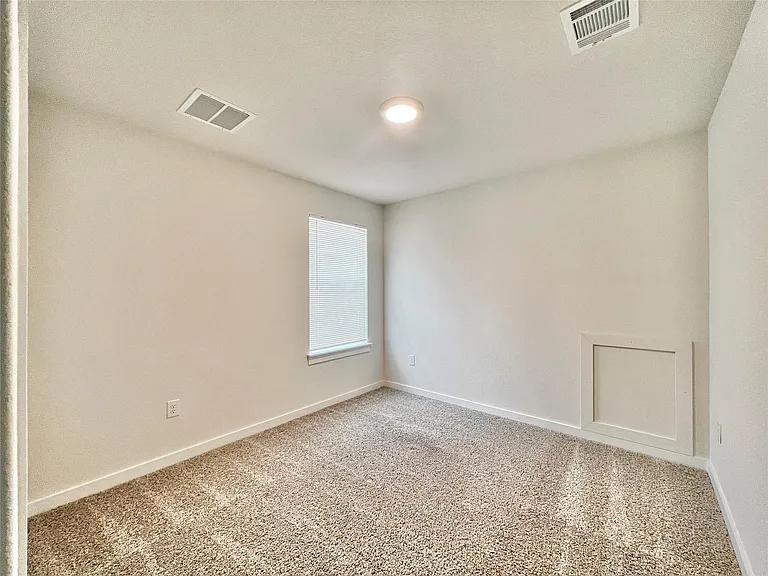 2028 Ruger Pass — Photo 11
