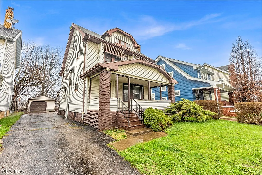 13409 S Parkway Dr photo 1