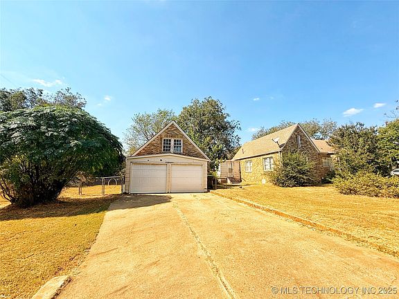4th image of 507 Country Club Dr
