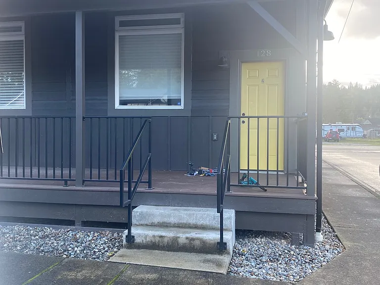 128 Washington St — Photo 1