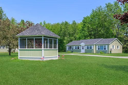 Edgelawn Duplexes Photo 1