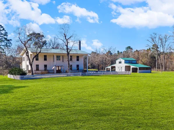 500 State Highway 156, Pointblank, TX 77364