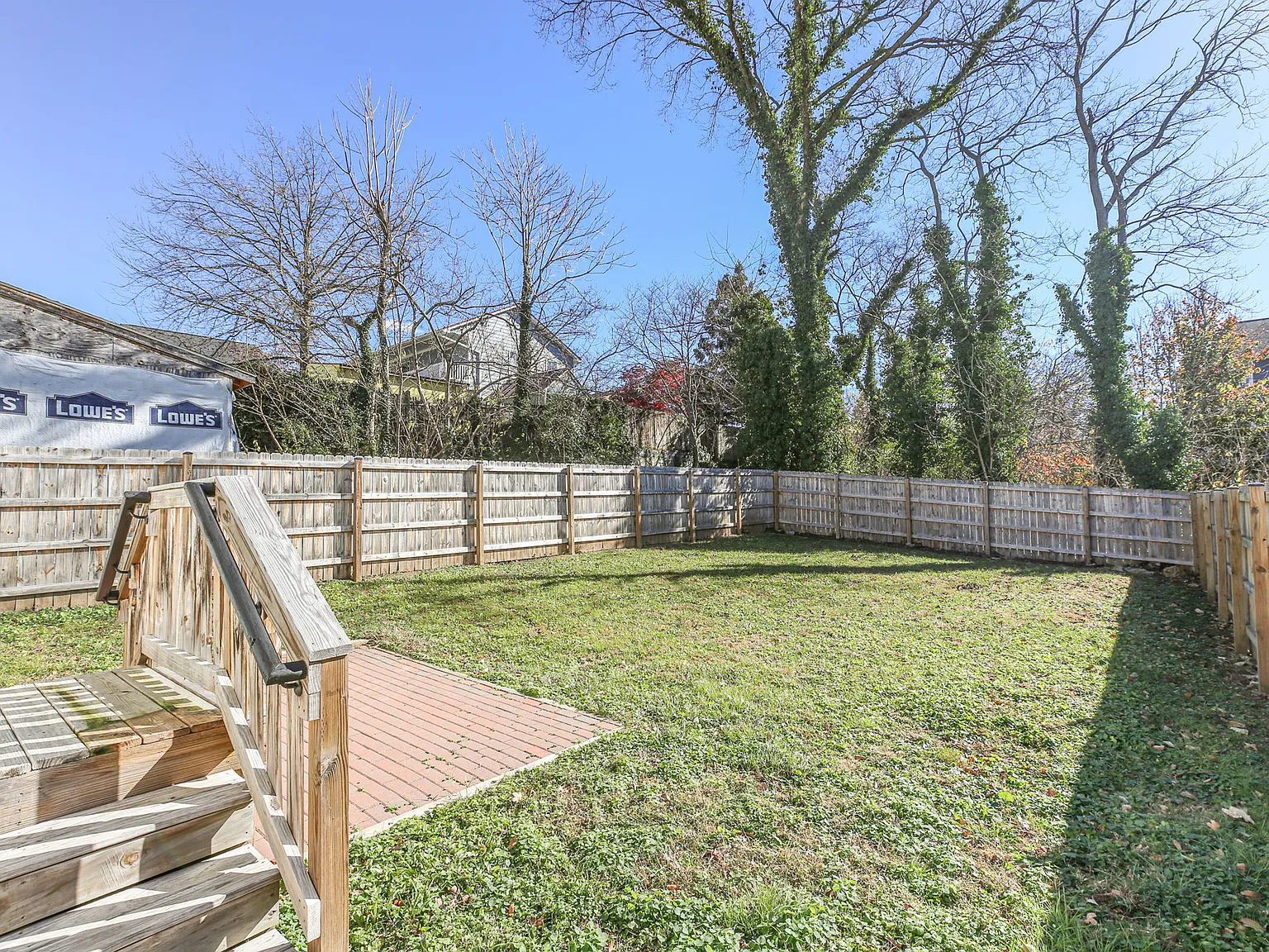 310 Princess Elizabeth St — Photo 3