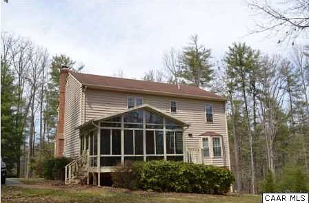 3rd image of 130 Oaks Ln #A
