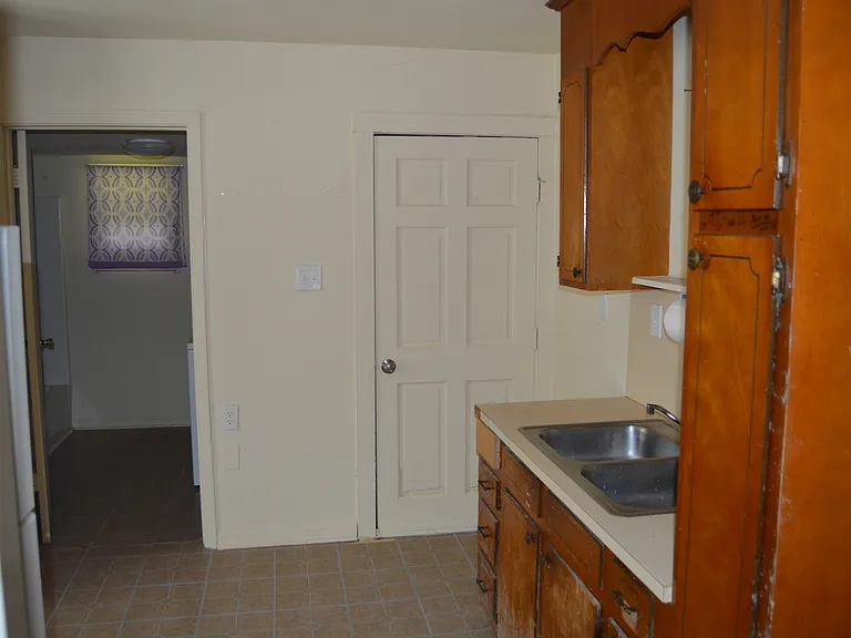 208 Wilson St #1 — Photo 5