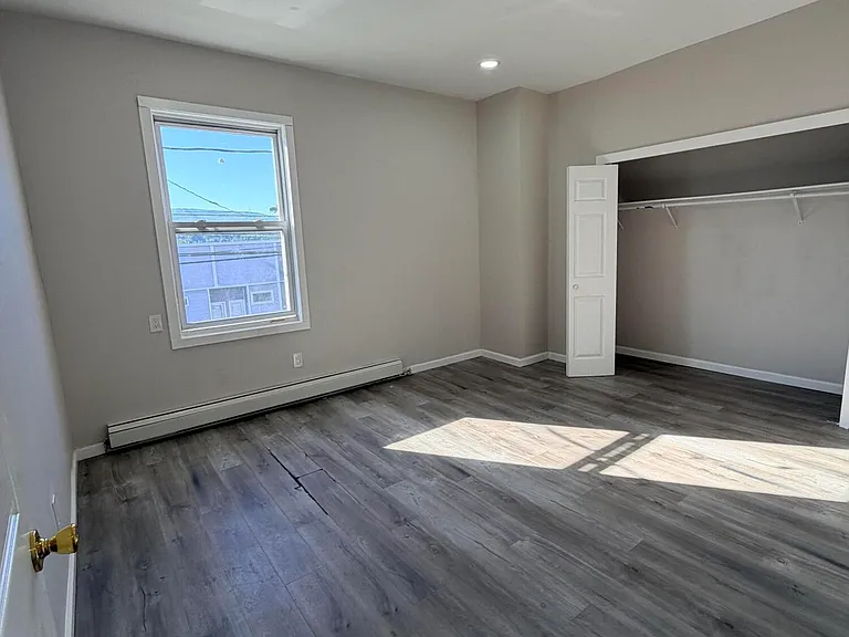 1014 Capouse Ave #2 — Photo 8