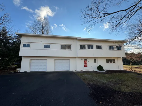 8 Burma Road, Southbury, CT 06488