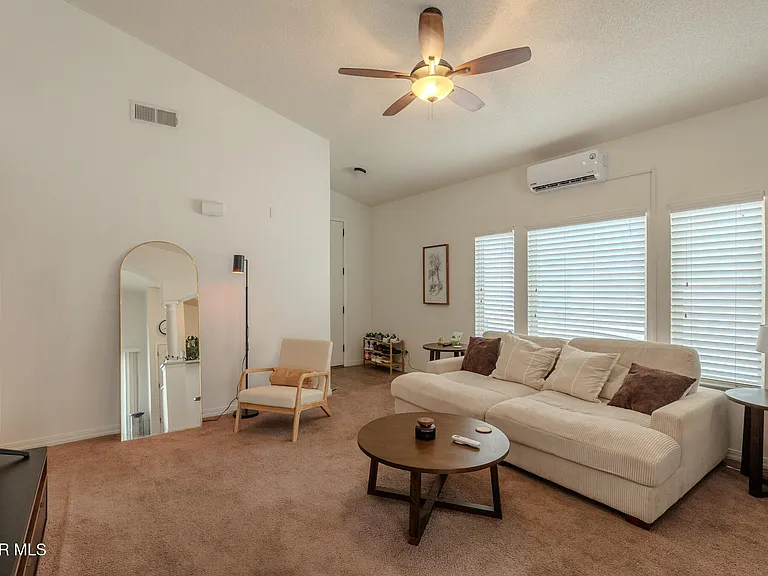 2232 Honour Point Pl — Photo 12