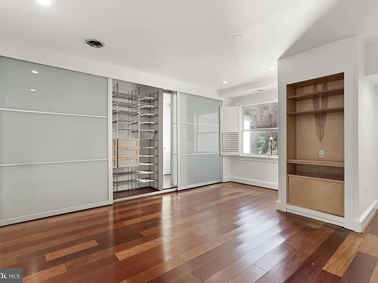 1675 Wisconsin Ave NW — Photo 18