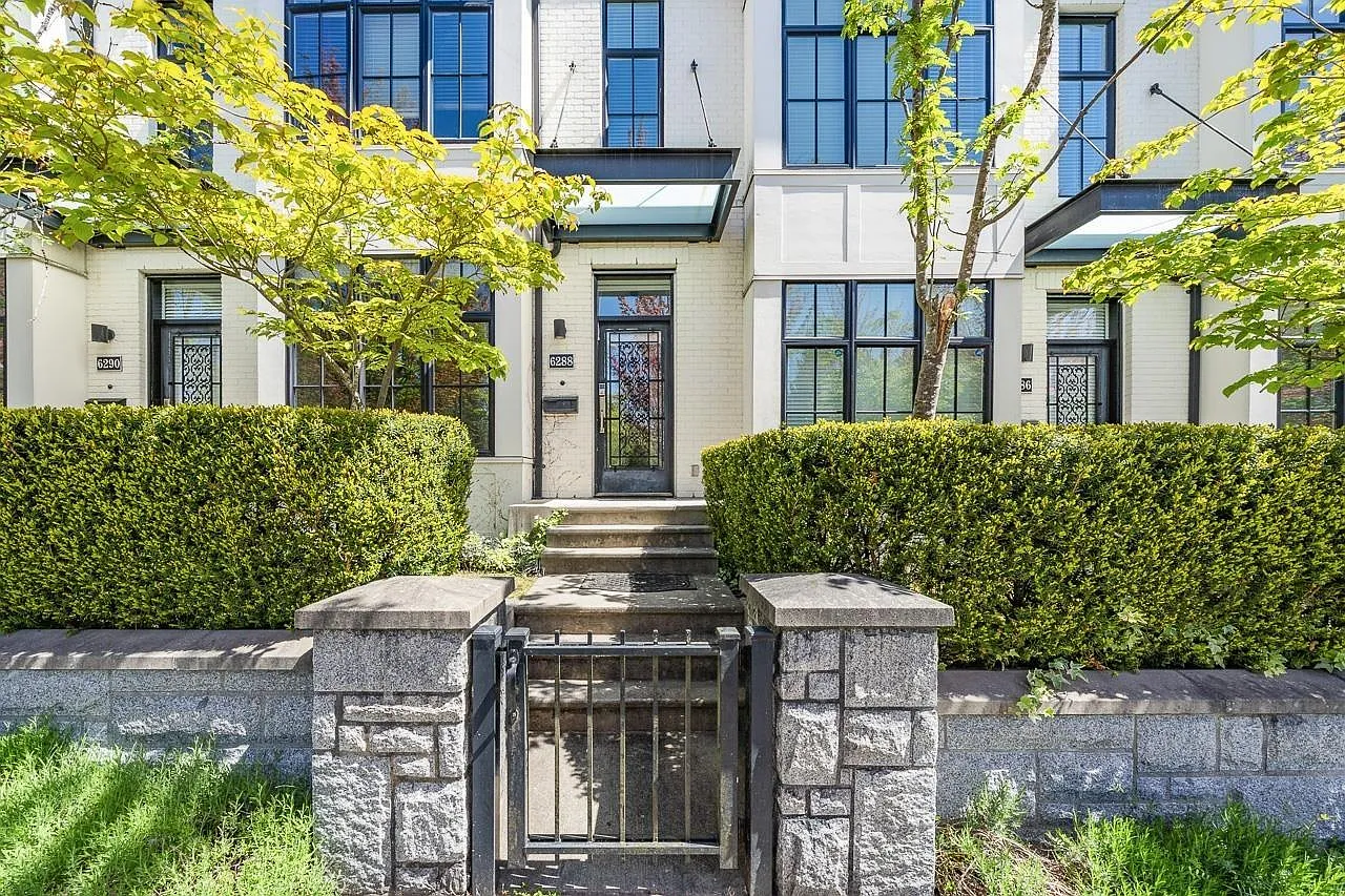 1 bed, 200 sqft, $2,000 — Photo 1