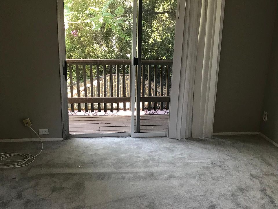 1st image of 450 Wilton Ave #4