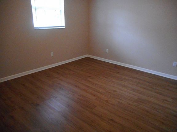 5th image of 661 NE 26th Ct Unit C