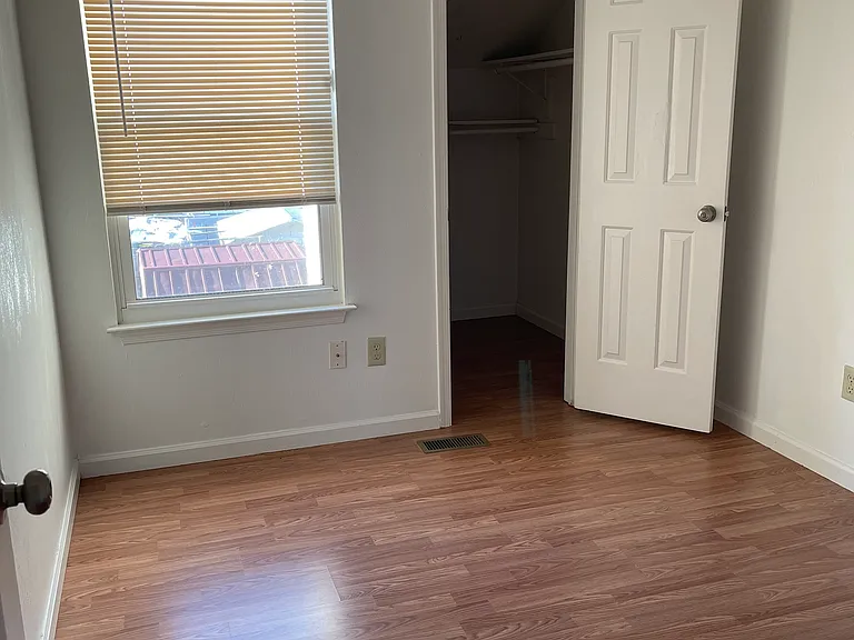 Second floor guest bedroom 2