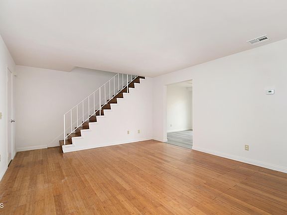 5th image of 15190 Badillo St APT C